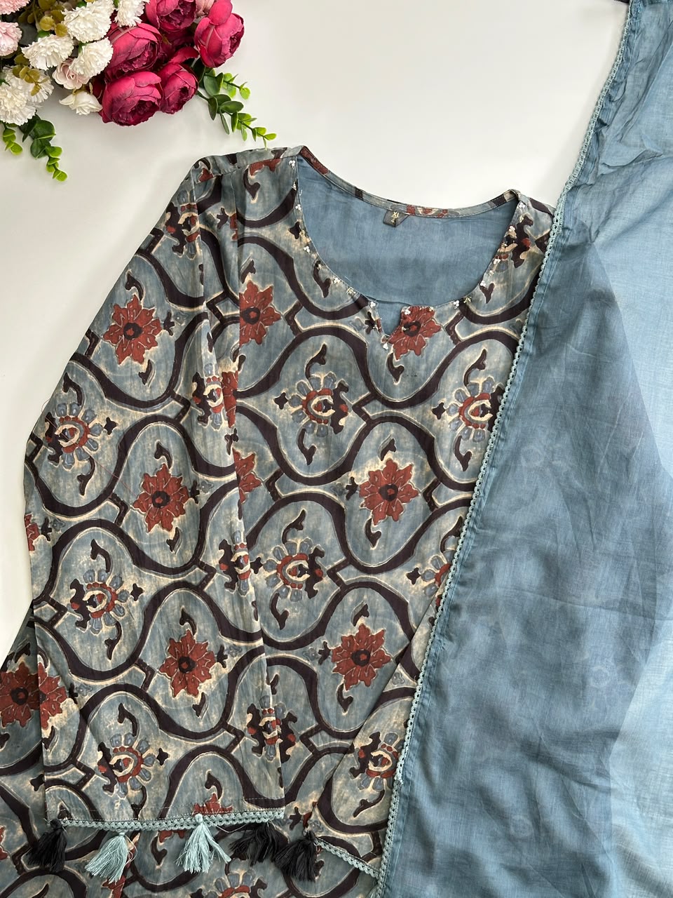 21405 Beautiful loose fitted cotton suit