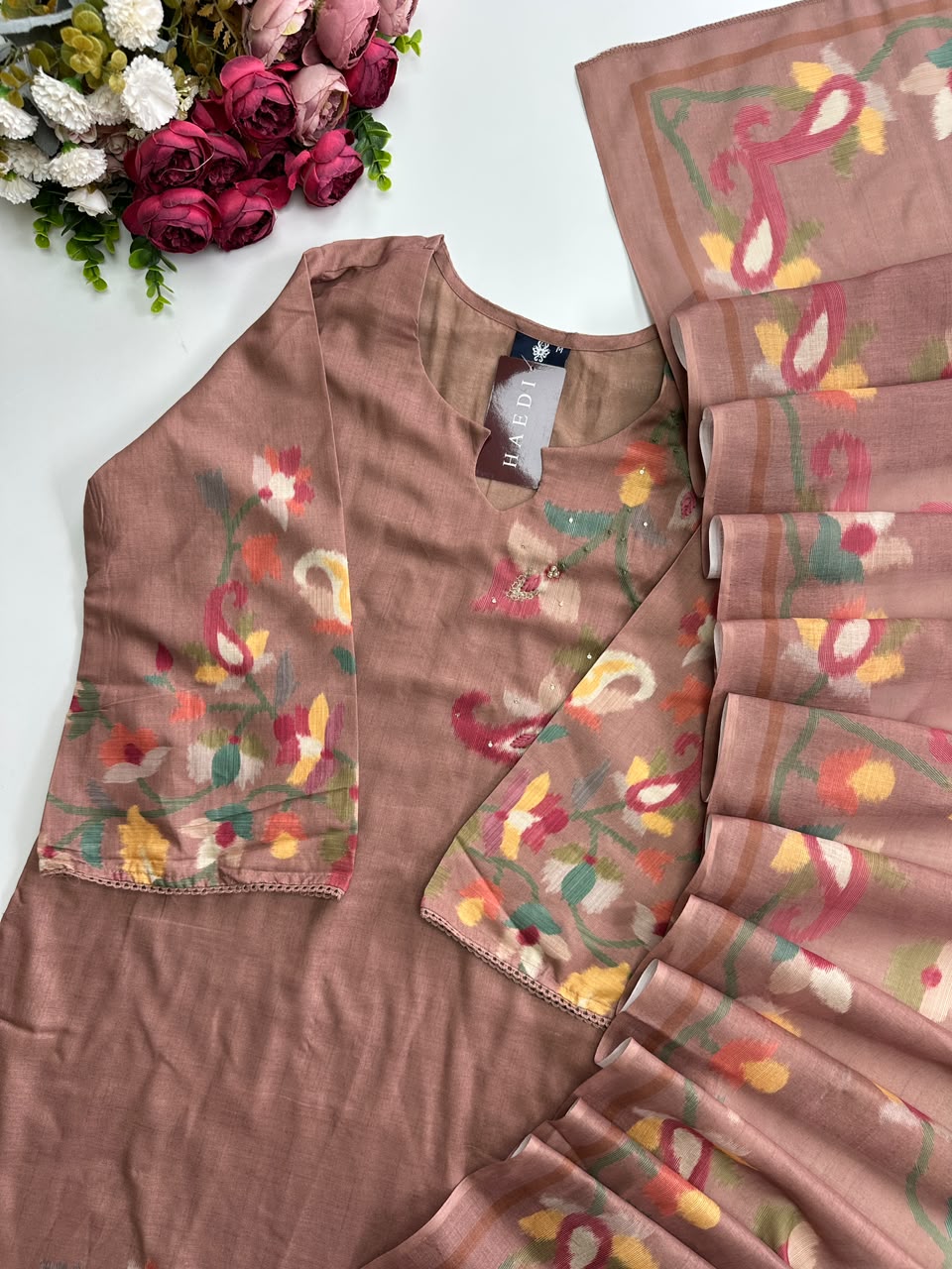 21374 Beautiful cotton suit