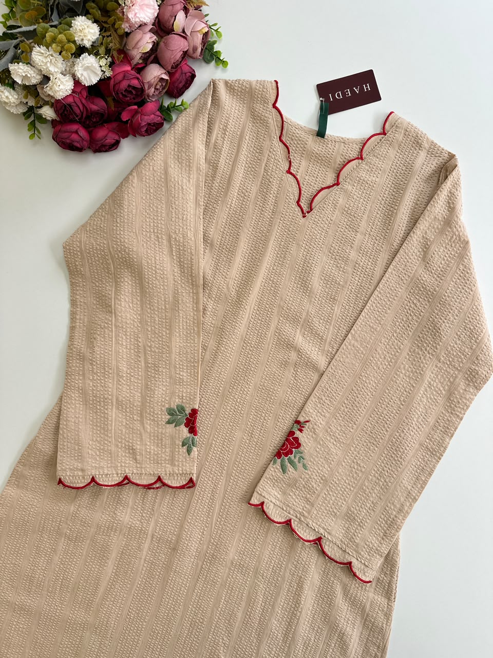 21389 embroidered kurta with pant set