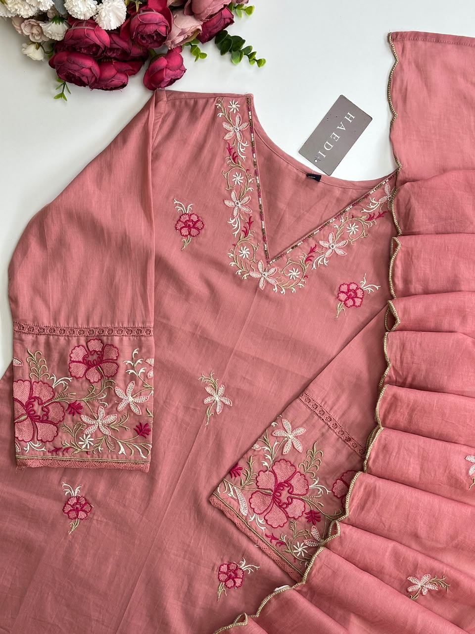 21393 Beautiful embroidered suit