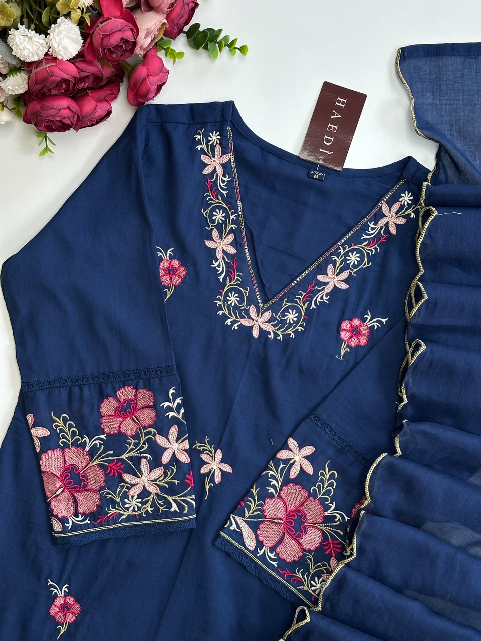 21393 Beautiful embroidered suit