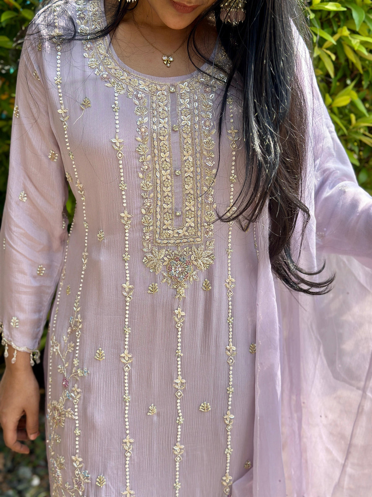 16548 Premium Chinnon heavy partywear