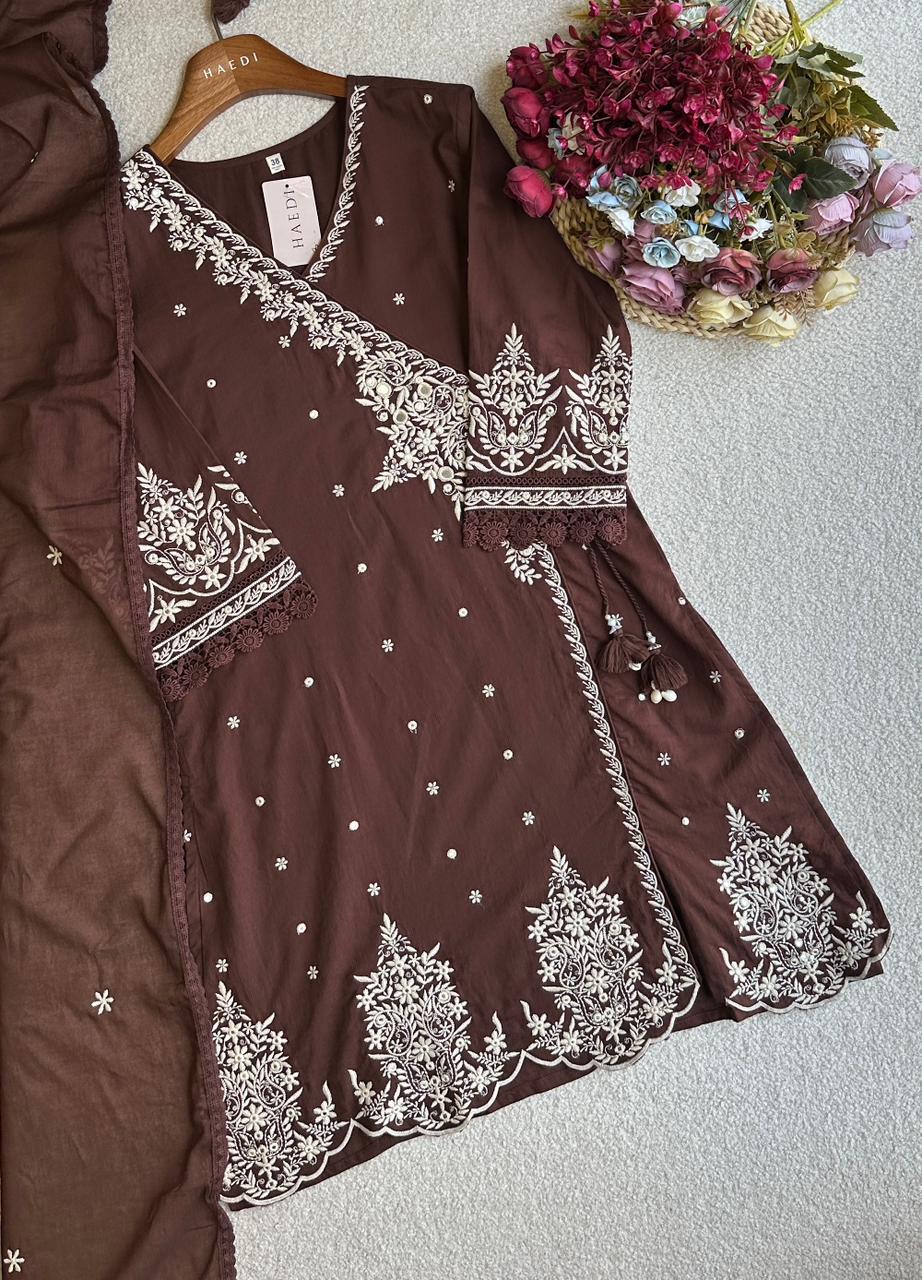 19276 Beautiful Embroidered Farshi suit