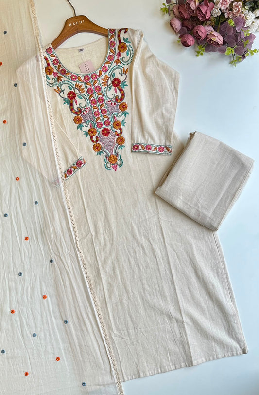 17992/ 18426 Embroidered suit