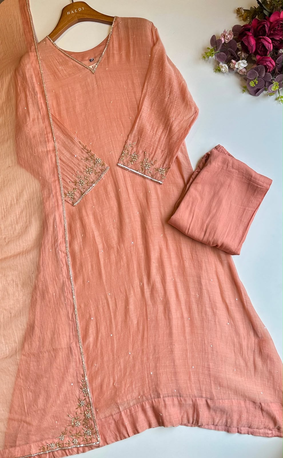 21030 Premium mulchanderi suit