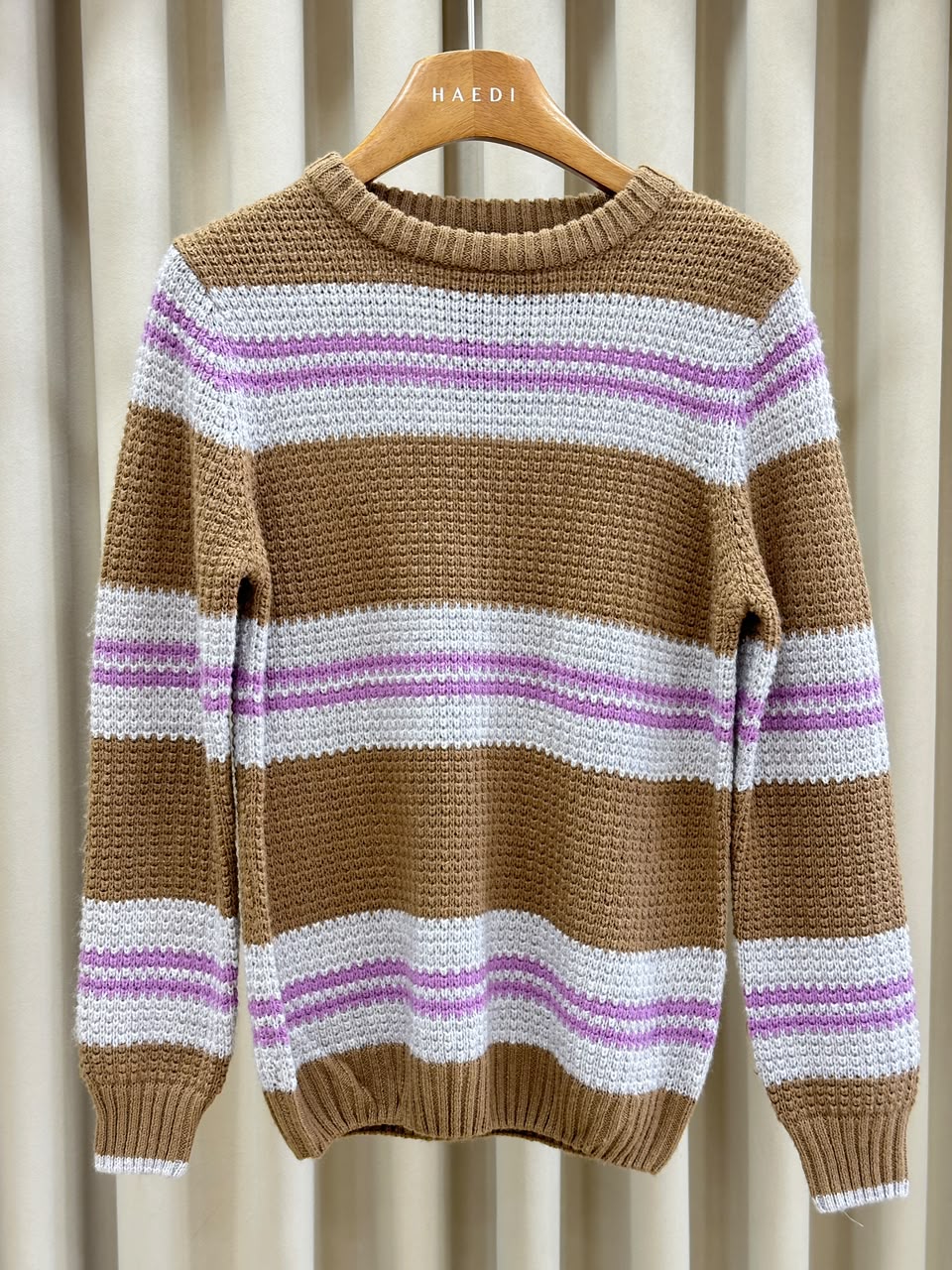 17028 Sweaters