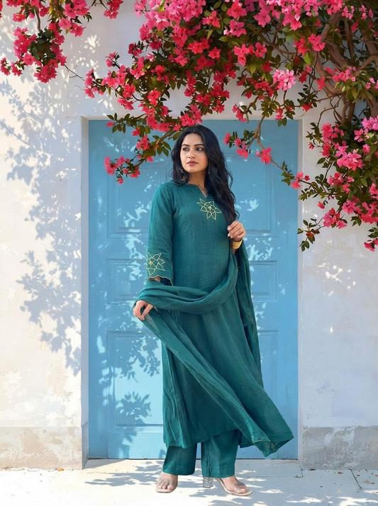 18955 Beautiful semi party wear suit